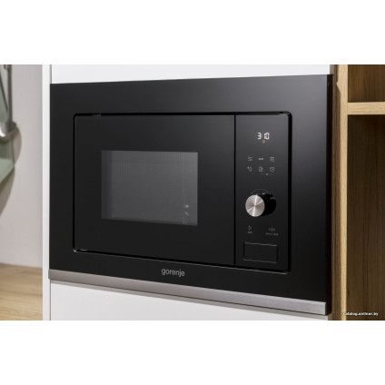 Микроволновая печь Gorenje BM201AG1X