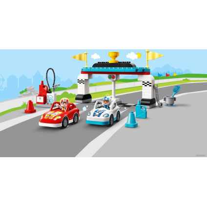 Конструктор LEGO Duplo 10947 Гоночные машины