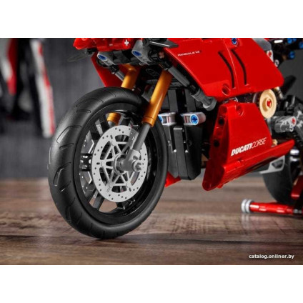 Конструктор LEGO Technic 42107 Ducati Panigale V4 R