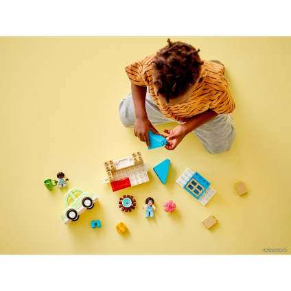 Конструктор LEGO Duplo 10986 Семейный дом на колесах