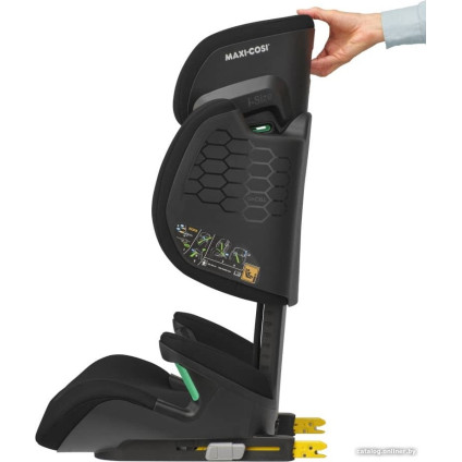 Детское автокресло Maxi-Cosi RodiFix R i-Size (authentic black)