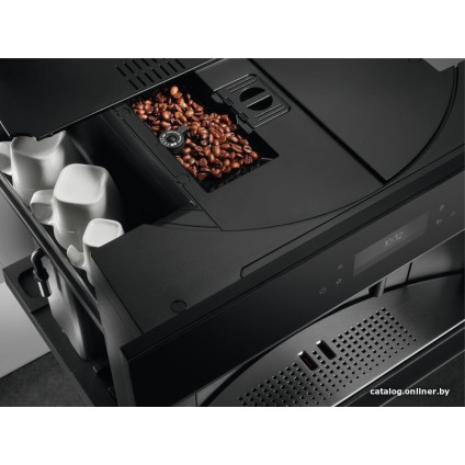 Кофемашина AEG KKB894500B