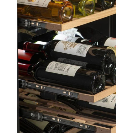 Винный шкаф Avintage AVU50S82