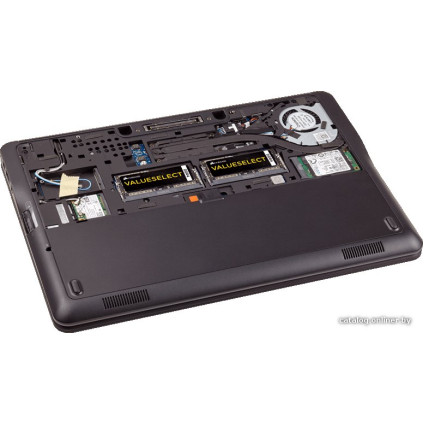 Оперативная память Corsair Value Select 8GB DDR4 SO-DIMM PC4-17000 [CMSO8GX4M1A2133C15]
