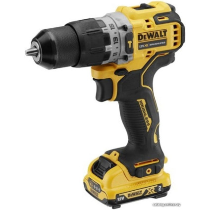 Ударная дрель-шуруповерт DeWalt DCD706D2-QW (с 2-мя АКБ, кейс)