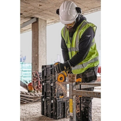 Угловая шлифмашина DeWalt DCG414T2 (с 2-мя АКБ, кейс)