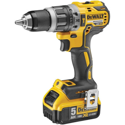 DeWalt DCK422P3 (шуруповерт, винтоверт, перфоратор, болгарка, 3 АКБ, 2 кейка)