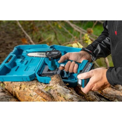 Аккумуляторная пила Dedra DED7030A11 (с 1-им АКБ, кейс)