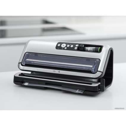 Бескамерный вакуумный упаковщик FoodSaver FFS006X