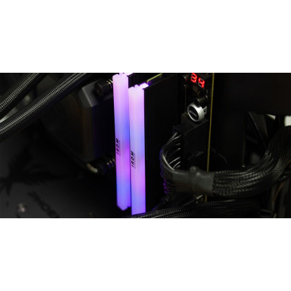 Оперативная память GOODRAM IRDM RGB 2x16ГБ DDR5 5600 МГц IRG-56D5L30S/32GDC