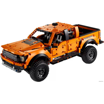 Конструктор LEGO Technic 42126 Ford F-150 Raptor