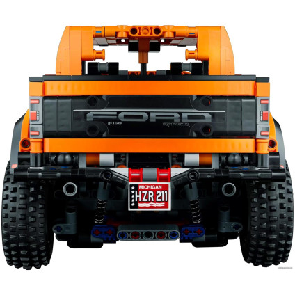 Конструктор LEGO Technic 42126 Ford F-150 Raptor