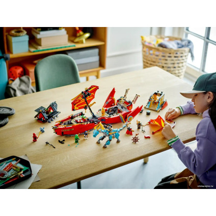 Конструктор LEGO Ninjago 71797 Награда судьбы - гонка со временем