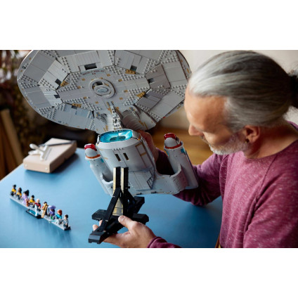 Конструктор LEGO Icons 10356 Звездный путь: USS Энтерпрайз NCC-1701-D