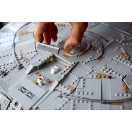 Конструктор LEGO Icons 10356 Звездный путь: USS Энтерпрайз NCC-1701-D