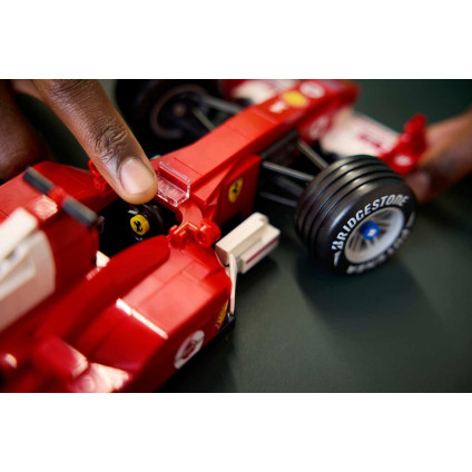 Конструктор LEGO Icons 11375 Ferrari F2004 & Michael Schumacher