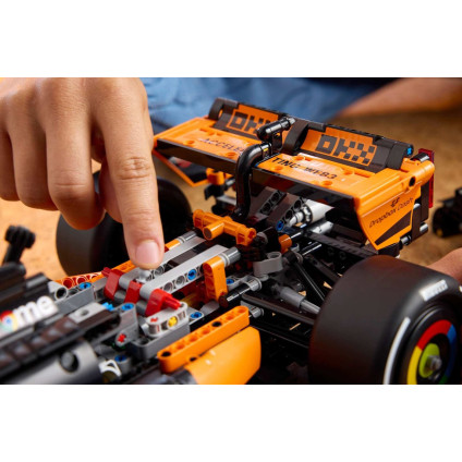 Конструктор LEGO Technic 42228 McLaren MCL39 F1 Car