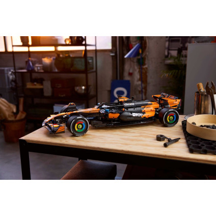 Конструктор LEGO Technic 42228 McLaren MCL39 F1 Car