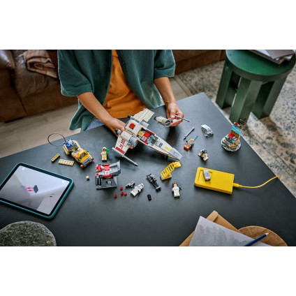 Конструктор LEGO Star Wars 75423 Smart Play Luke's Red Five X-Wing