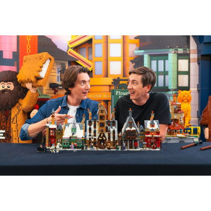 Конструктор LEGO Harry Potter 76457 Деревня Хогсмид – Коллекционное издание