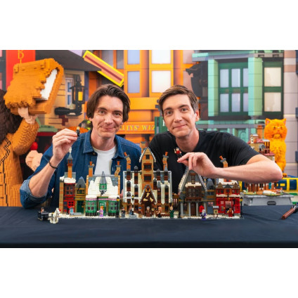 Конструктор LEGO Harry Potter 76457 Деревня Хогсмид – Коллекционное издание