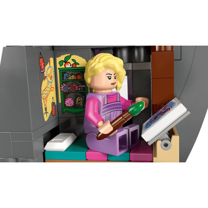 Конструктор LEGO Harry Potter 76467 Дом Луны Лавгуд