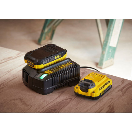Аккумулятор с зарядным устройством Stanley SFMCB12D2 (18В/2x2 Ah + 18В)