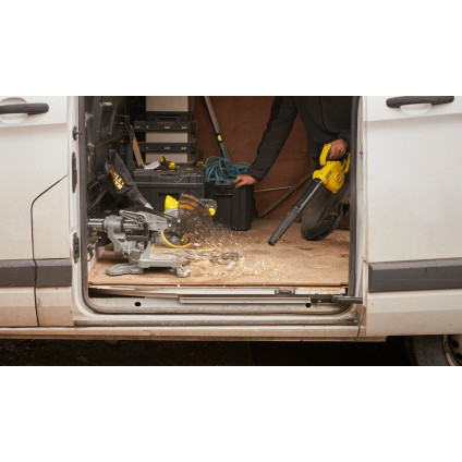 Ручная воздуходувка Stanley SFMCBL01B-XJ (без АКБ)