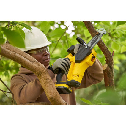 Аккумуляторная пила Stanley SFMCPS415D1 (с 1-им АКБ)