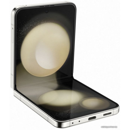 Телефон Samsung Galaxy Z Flip5 SM-F731B/DS 8GB/256GB (бежевый)