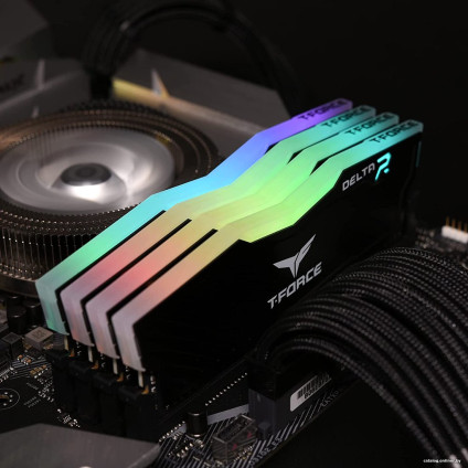 Оперативная память Team T-Force Delta RGB 2x8GB DDR4 PC4-28800 TF3D416G3600HC18JDC01