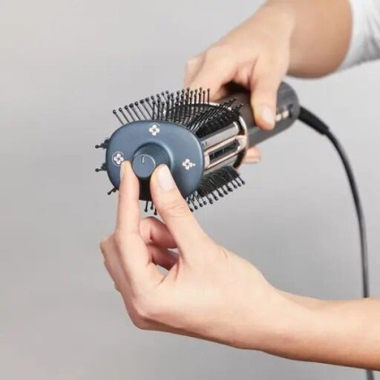 Фен-щетка Rowenta Air Brush 3D UB9720E0