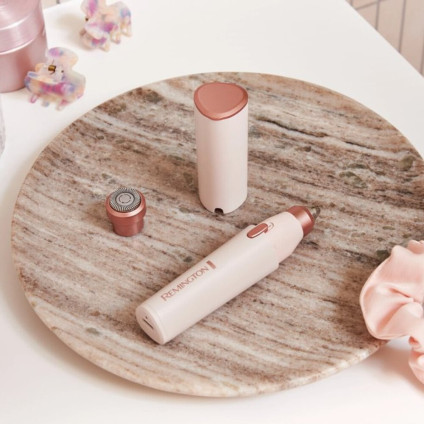 Триммер для бровей Remington WFS200