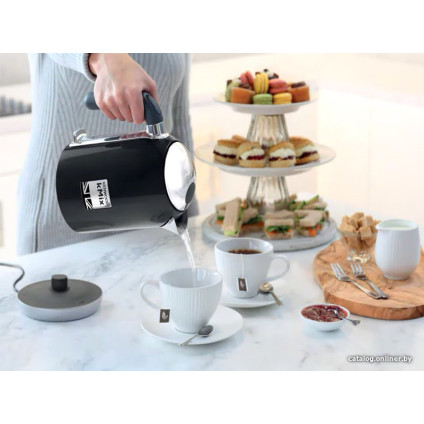 Электрический чайник Kenwood ZJX650BK